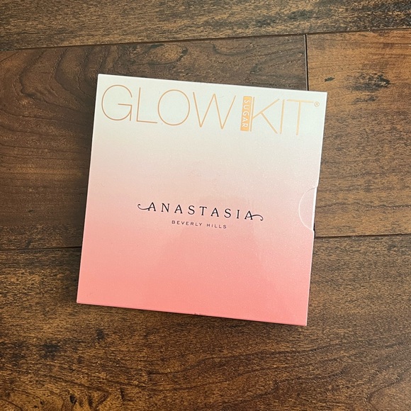 Anastasia Beverly Hills Sugar Glow Kit® New - Picture 4 of 8